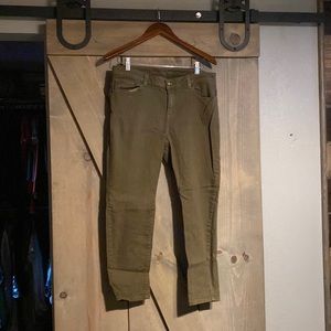 Michael Kors olive green denim size 10 back tag needs to be tacked back on.